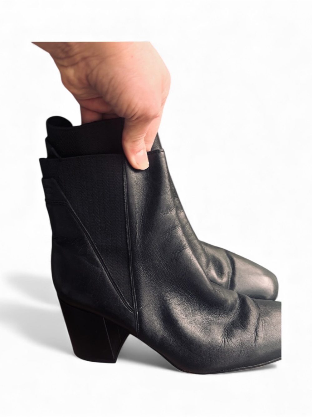 Black Leather Woman’s Boots - Classic Winter Accessory